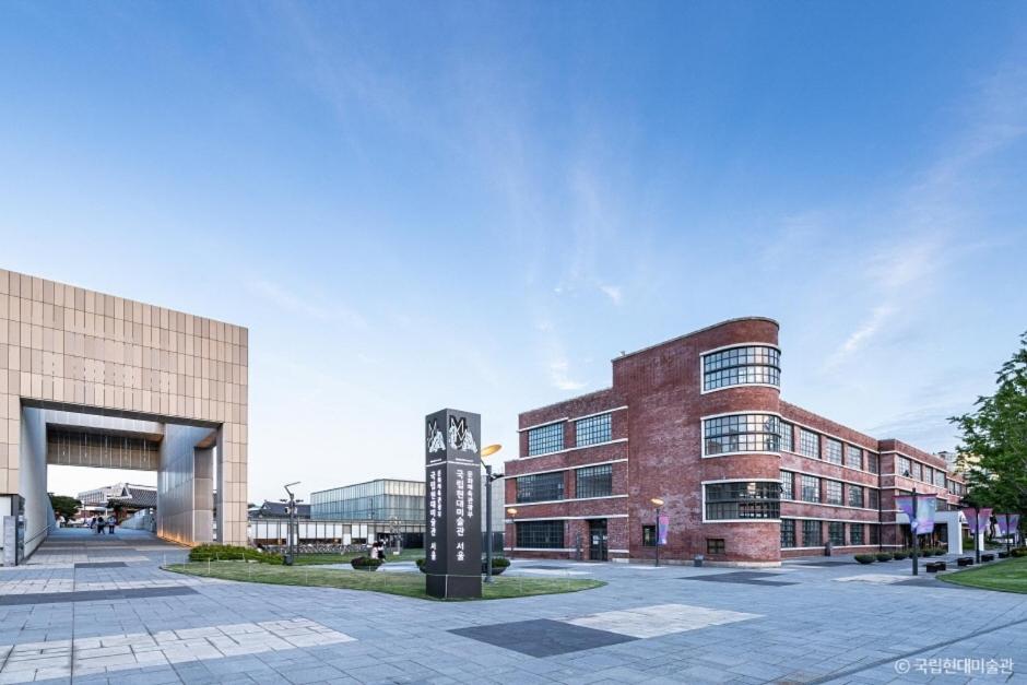 'Hanok Hanok' Boutique Stay Seoul - 2Min From Gyeongbokgung Palace Station Exterior foto